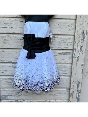 dillards black and white formal dresses Vintage Jessica McClintock Evening Gown Black and White Lace